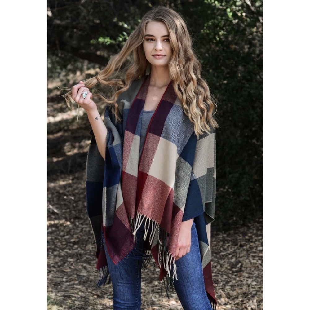 🍁1 DAY SALE🍁Ruana Poncho Wrap w/ Tassel Trim - Picture 5 of 5